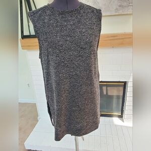 Banana Republic Black White Gray Tweeded Sleeveless Shirt